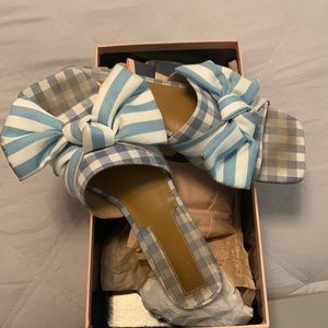 Blue & white bow slides